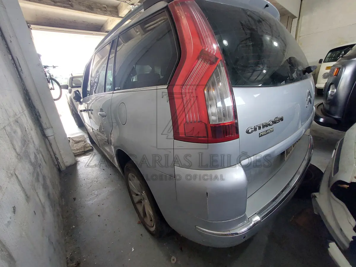 LOTE 005 - Veículo CITROEN C4 Picasso Grand, Placa NOT0183, RENAVAM:  00202357040 Cor: Prata Combustível: Gasolina, ano/modelo 2009/2010.