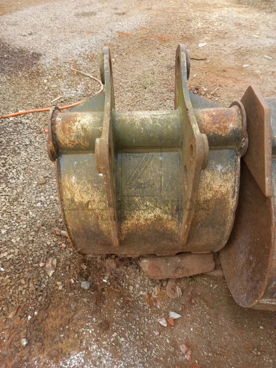 LOTE 013 - Conchas de retro. (sucatas)