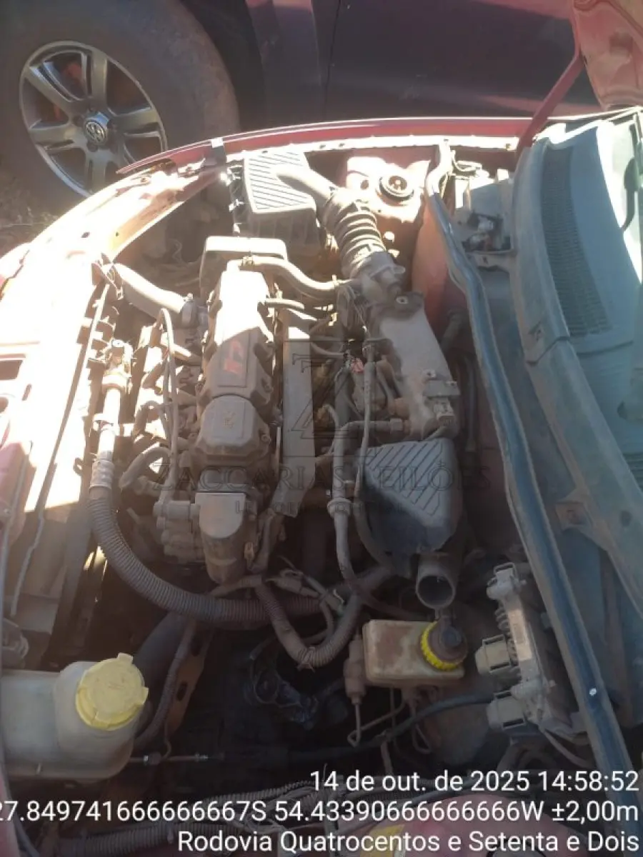 LOTE 001 - GM/CELTA 4P SPIRIT, placas AMP9102, ano/modelo: 2005/2005, na cor VERMELHA, Chassi:  9BGRX48J05G193684, RENAVAM: 00851290914.
