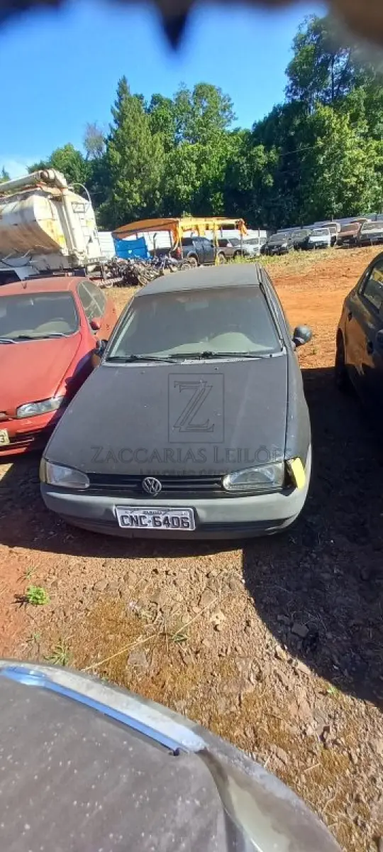 LOTE 010 - VW/GOL  MI,  Placa:  CNC6406,  Ano/modelo:  1998/1998,  Cor:  PRETA,  Chassi:   9BWZZZ373WP572454,  RENAVAM: 00702426512