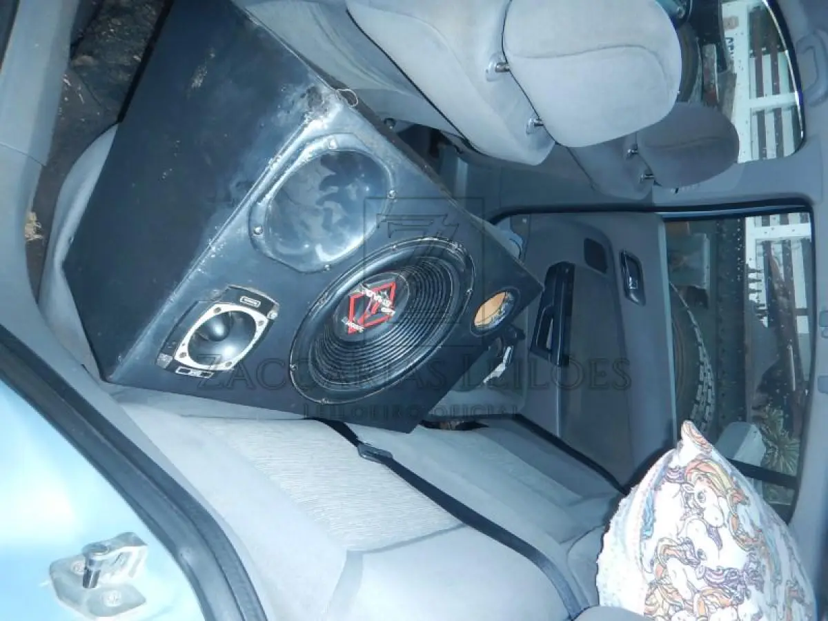 LOTE 011 - GM/VECTRA SEDAN ELEGANCE, ano/modelo 2009/2009, placa NQR3299, cor prata, Chassis nº  9BGAB69C0AB162908, RENAVAM nº 00167168088.