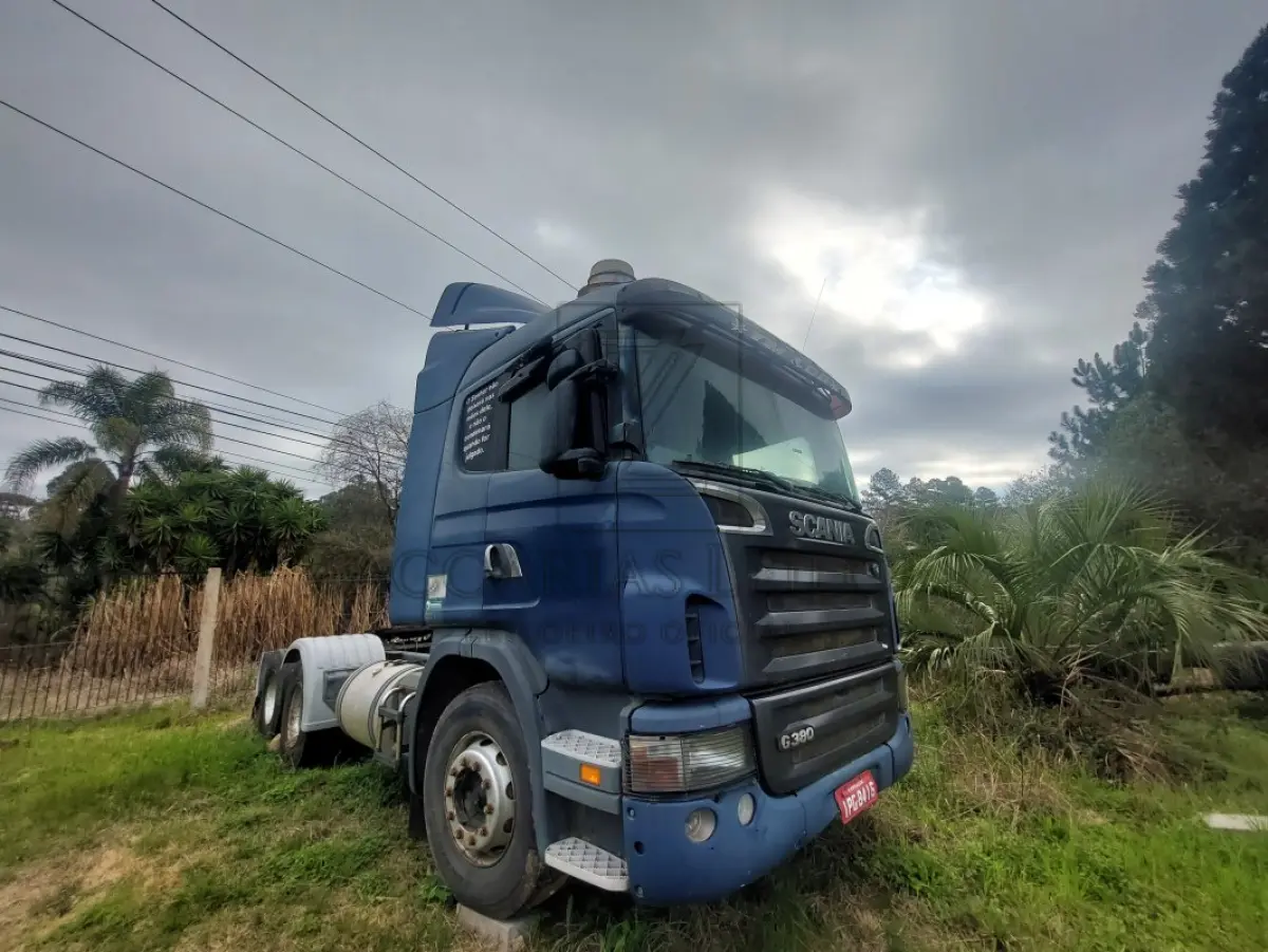 LOTE 002 - SCANIA/G 380 A4x2, placa IPG8416, ano/modelo 2008/2009, RENAVAM 990014843