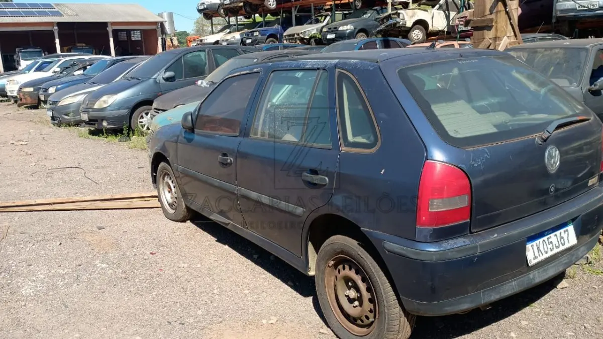 LOTE 005 - VW/GOL 16V POWER, Placa IKO5J67, ano/modelo 2002/2002, Cor: AZUL, Chassi: 9BWCA05X82P048152,  RENAVAM: 00778983722.