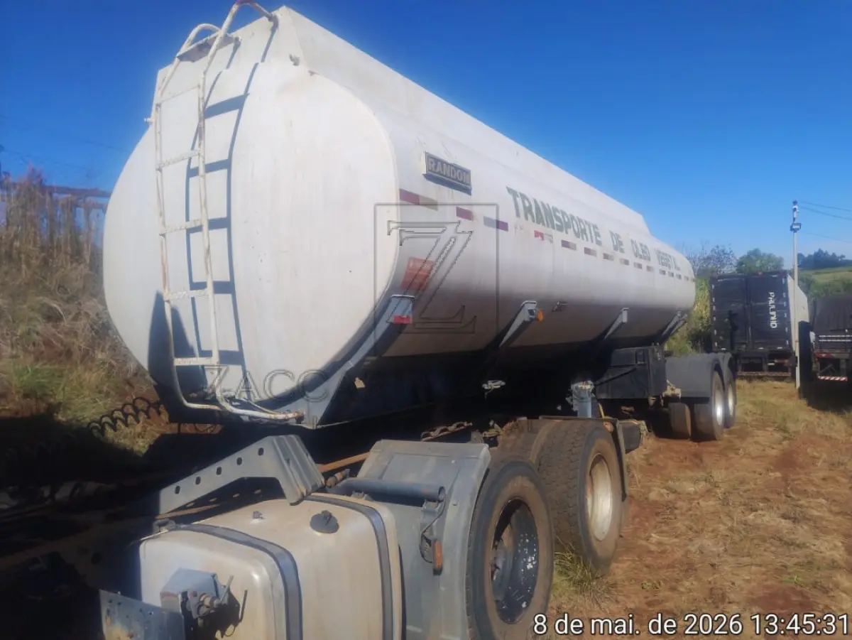 LOTE 003 - Marca/Modelo: SR/RANDON SR TQ, Placa: DPE3C22, Ano/modelo: 2006/2006, Cor:  BRANCA, Chassi: 9ADV101266M234767, Renavam: 00890562571.