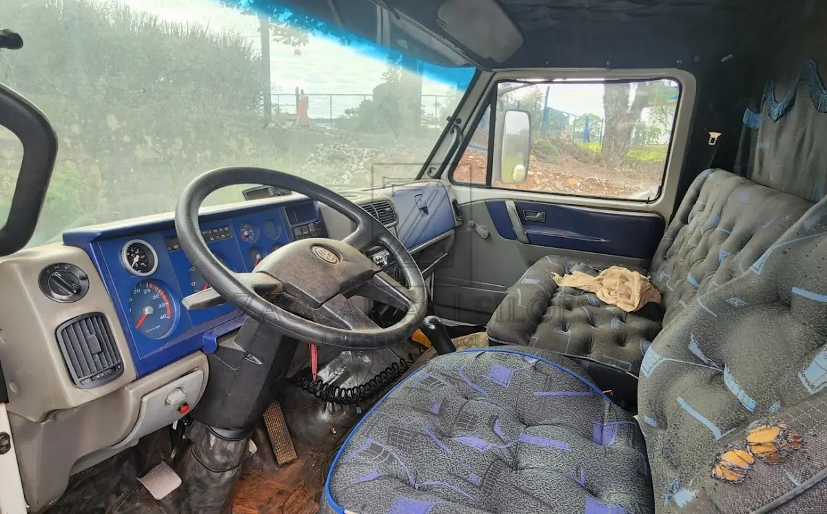 LOTE 007 - VW/8.150, Placa: MDC3063, Ano/modelo: 2005/2005 Cor: BRANCA, Chassi:  9BWAD52R46R609703, Motor: E1T132214, RENAVAM: 00884455572.