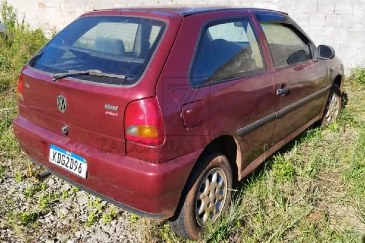 LOTE 001 - VW/GOL PLUS MI, Placa: KDG2D96, ano/modelo: 1997/1997, Cor: VERMELHA, Chassi: 9BWZZZ377VP564949, Motor: AFZ755718, Renavam: 00676951244.