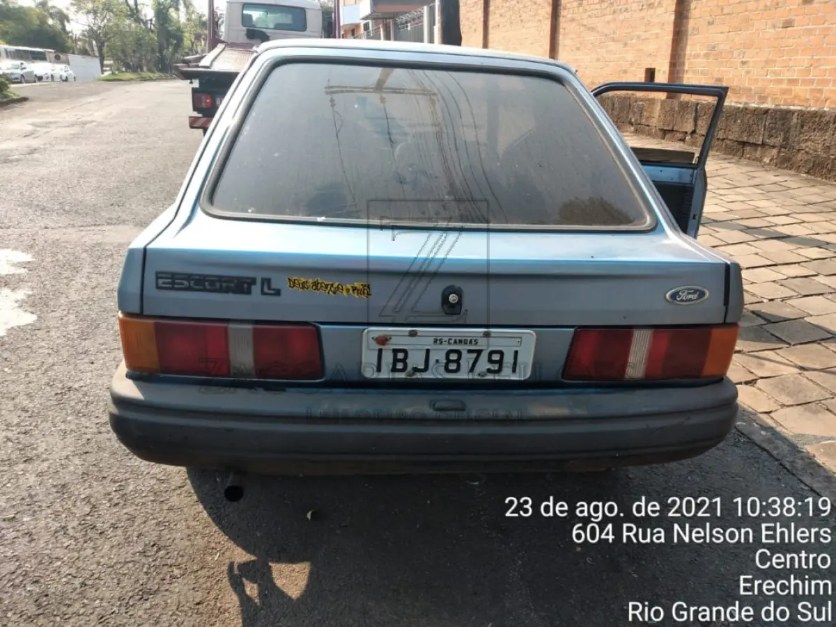 LOTE 014 - FORD/ESCORT L, Placa: IBJ8791 Ano/modelo: 1991/1991, Cor: AZUL, Chassi:  9BFZZZ54ZMB137029, Motor: 1097387, RENAVAM: 00576230146.