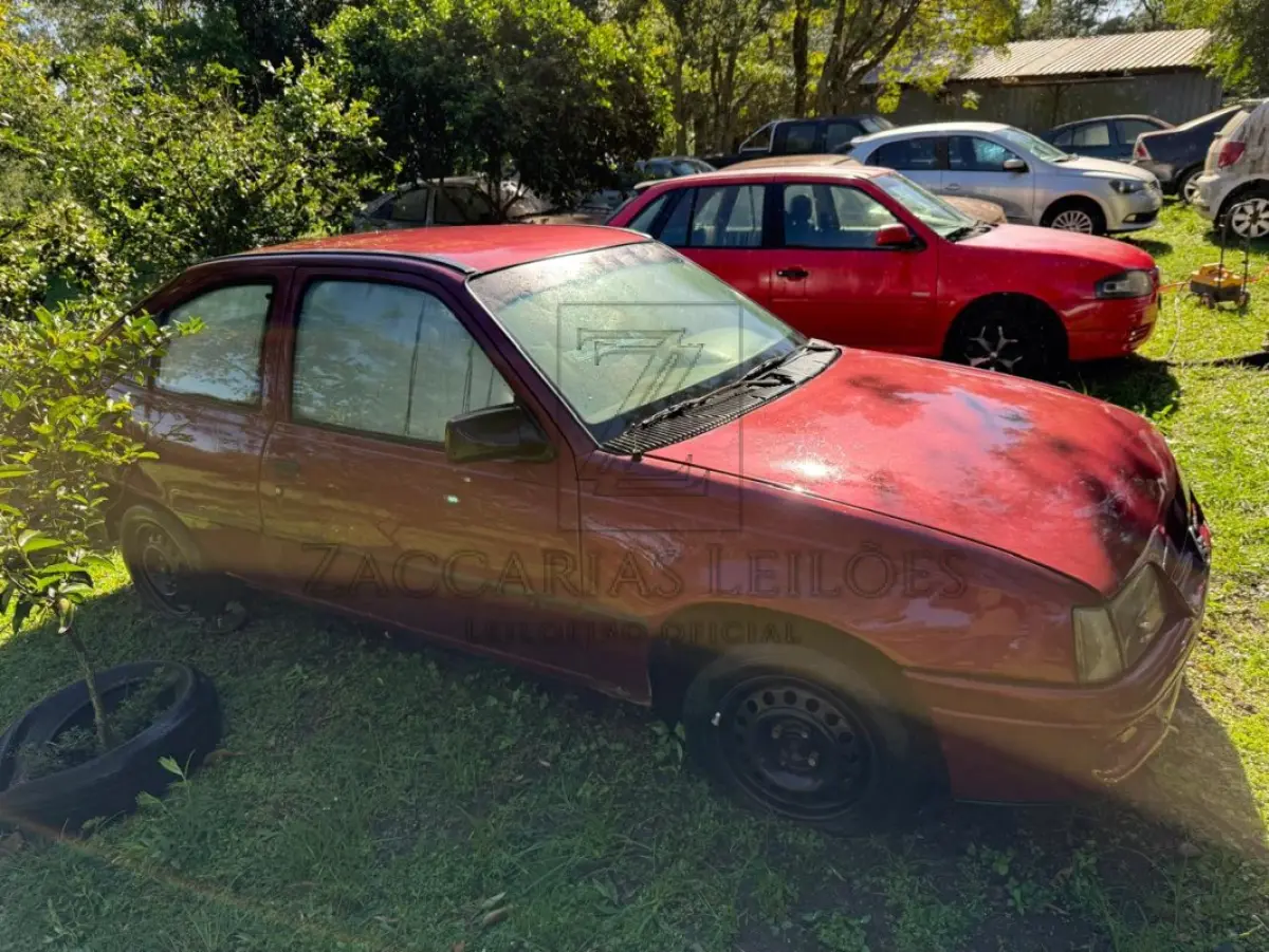 LOTE 005 - GM/KADETT GL, Placa: IFG6169, Ano/modelo: 1996/1996 Cor: VERMELHA, Chassi: 9BGKZ08GVTB400329, Motor: B18LZ31194884, Renavam: 00659364832.