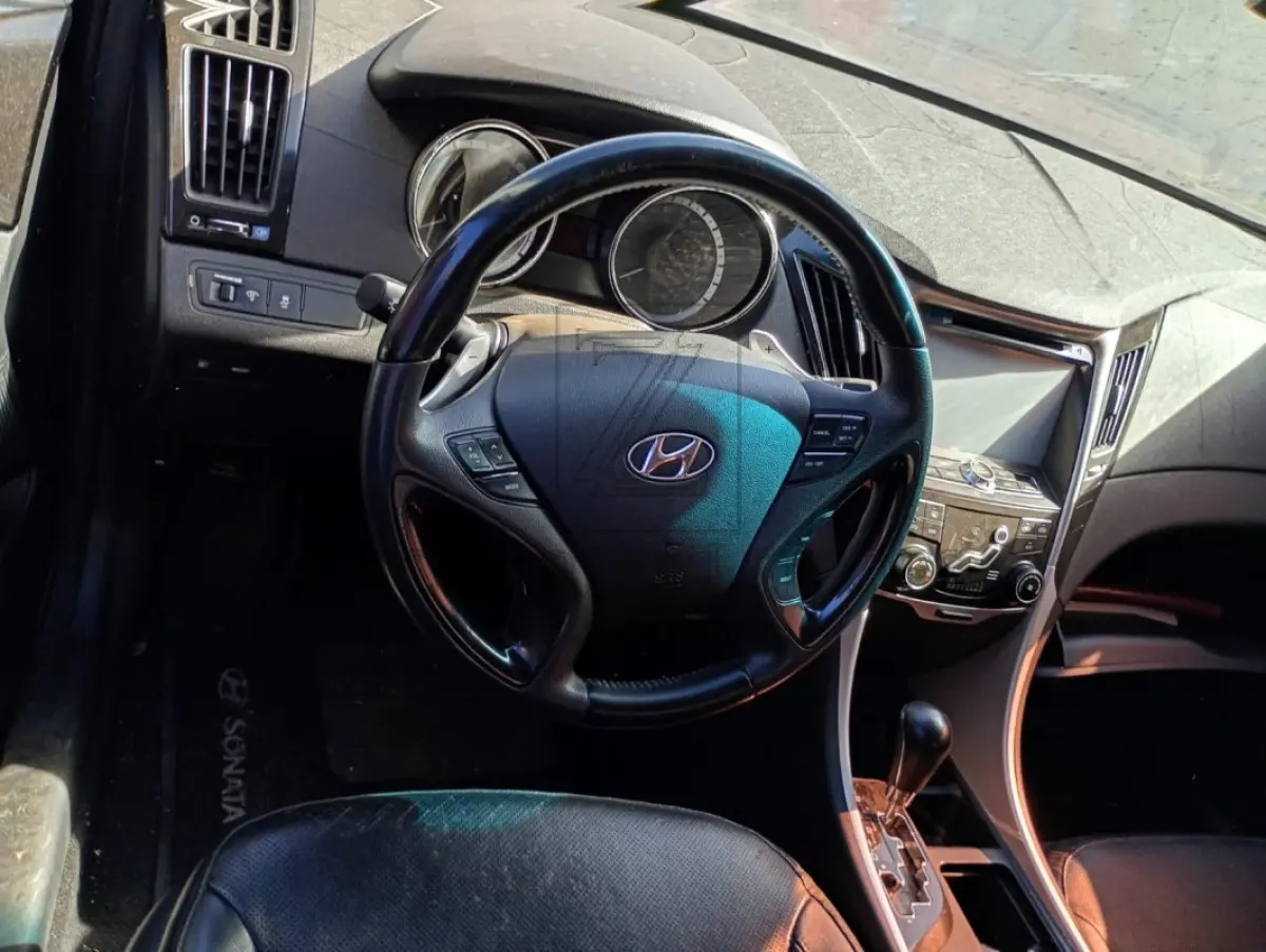 LOTE 005 - HYUNDAI/SONATA GLS, Placa: NPP9J91, Ano/modelo: 2011/2011, Cor: PRETA,  Chassi: KMHEC41CBCA337765, Motor: G4KEBA834241, RENAVAM:  00429434006