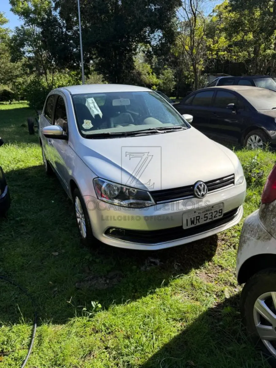 LOTE 004 - VW/GOL HL MC, Placa: IWR5329, Ano/modelo: 2015/2015, Cor: PRATA, Chassi: 9BWAB45U4GT019442, Motor: CCRU24280.
