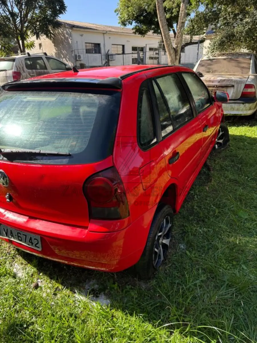 LOTE 002 - VW/GOL 1.0 GIV, Placa: IVA6742, Ano/modelo: 2013/2014 Cor: VERMELHA, Chassi: 9BWAA05W9EP046624, Motor: CCP450093, Renavam: 00594913756