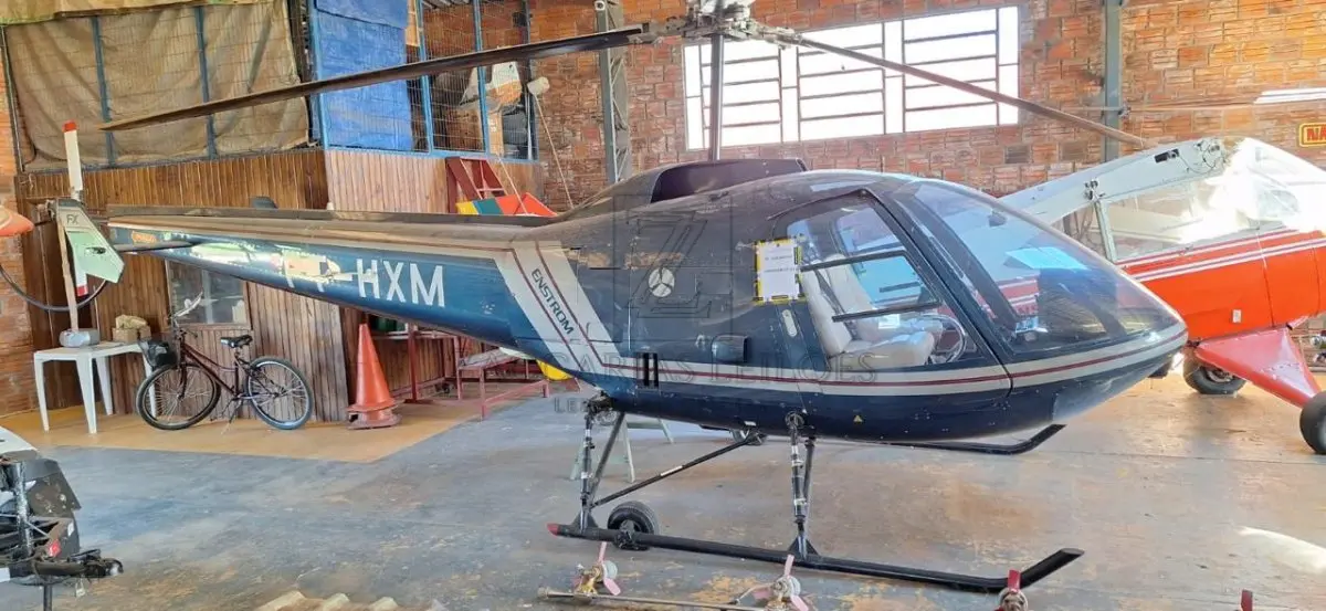 LOTE 003 - HELICÓPTERO ENSTROM modelo: 280FX, Série: 2066, Ano: 1991, Matrícula: PTHXM, Tipo ICAO: EN28, Número de Série: 2066.