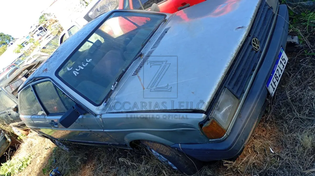 LOTE 010 - Marca/Modelo: VW/GOL GL, Placa: IFB2I15, Ano/modelo: 1987/1987, Cor: Bege,  Chassi: 9BWZZZ30ZHT126964, Renavam: 00563061197.