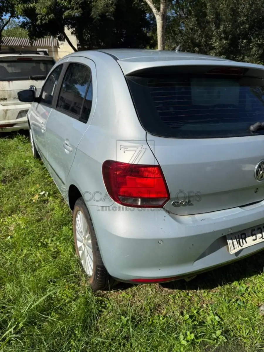 LOTE 004 - VW/GOL HL MC, Placa: IWR5329, Ano/modelo: 2015/2015, Cor: PRATA, Chassi: 9BWAB45U4GT019442, Motor: CCRU24280.