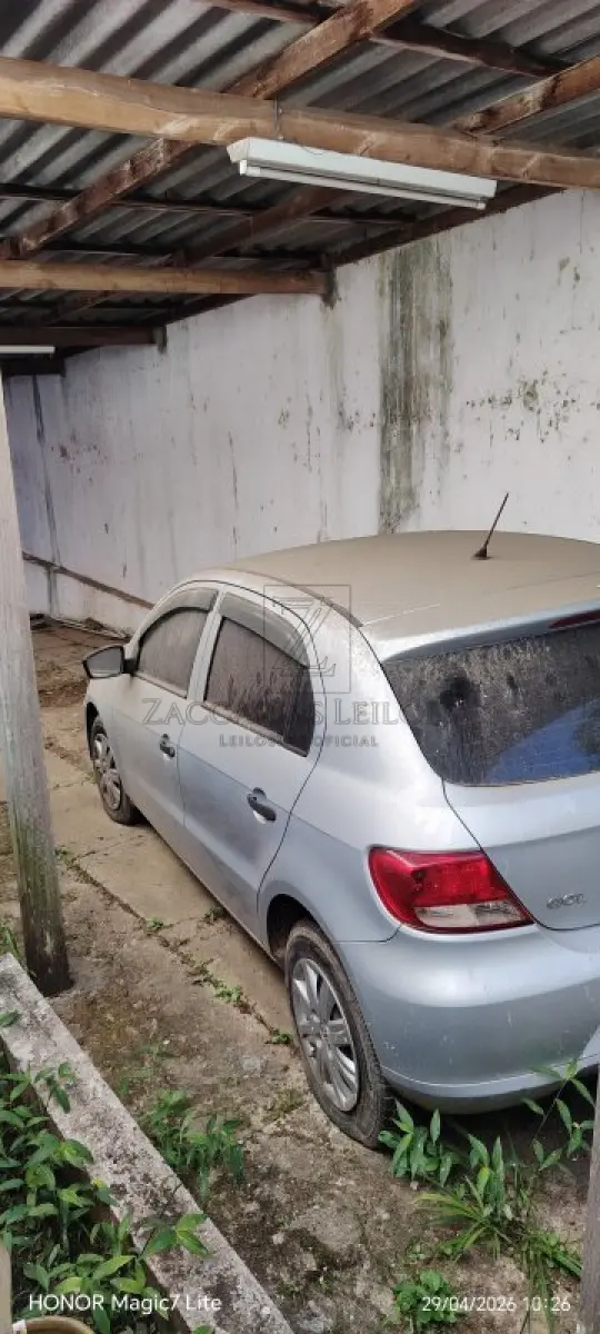 LOTE 001 - VW/GOL 1.0,  Placa: OLW7105, Ano/modelo: 2012 /2012, Cor: PRATA, Chassi: 9BWAA05U3DT093829, Motor: CCNC50130, RENAVAM: 00478740298.