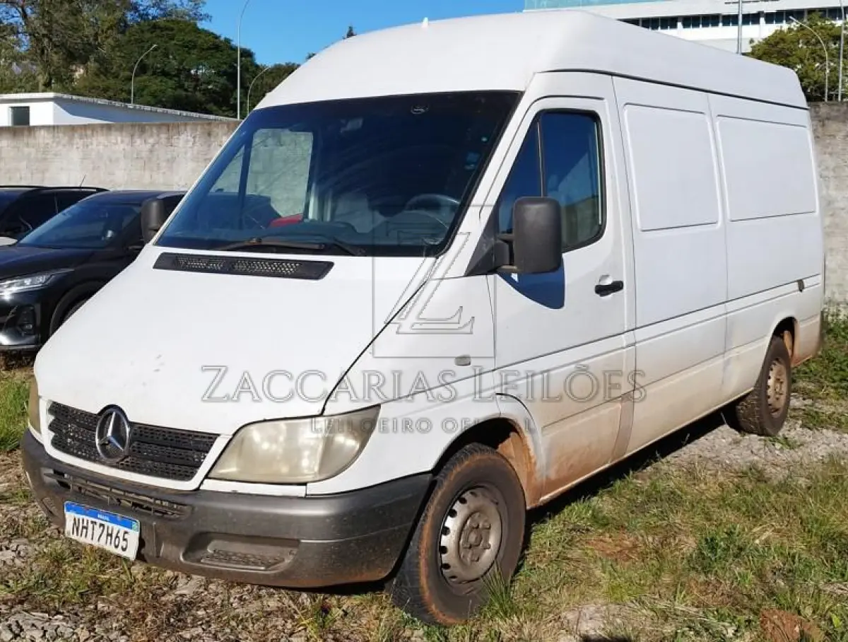 LOTE 015