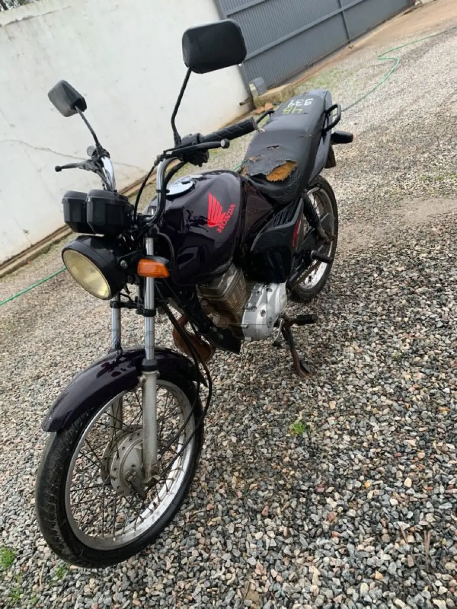 LOTE 0048