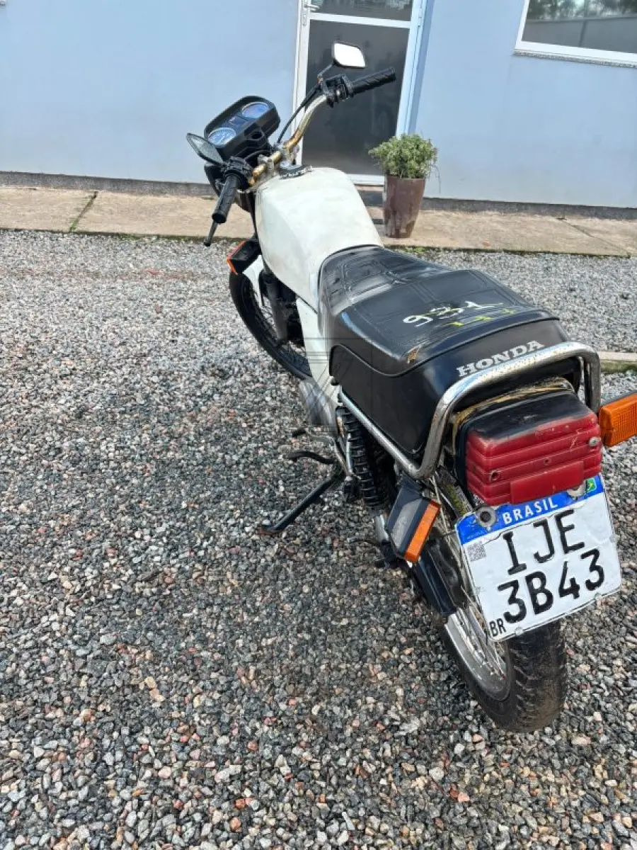 LOTE 0047