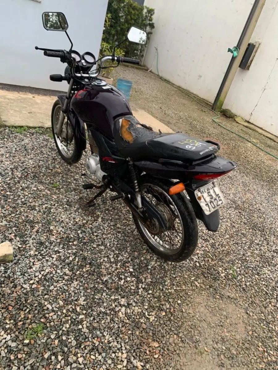 LOTE 0048