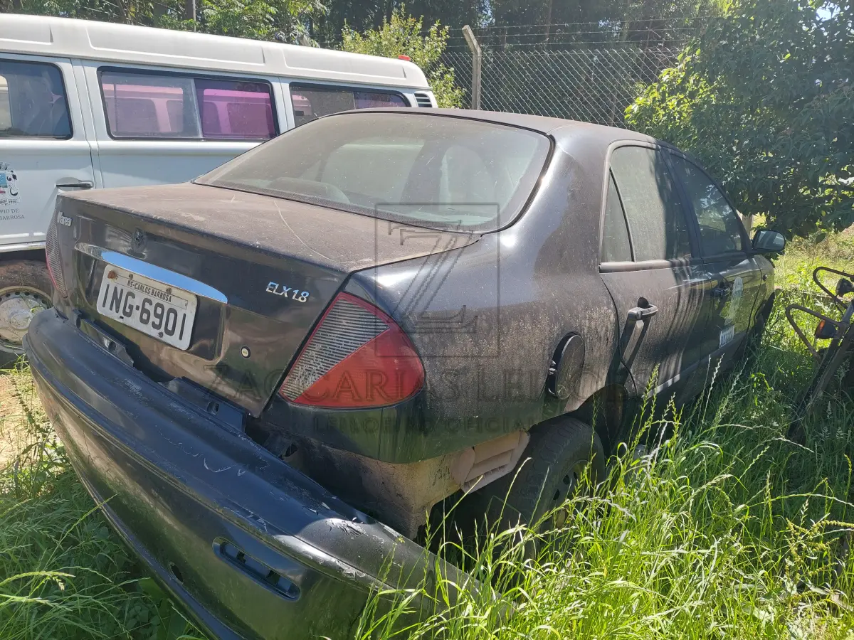LOTE 007 - Automóvel da marca FIAT/MAREA ELX, placas ING-6901, ano modelo 2006/2007,  RENAVAM 00892573082, a gasolina.