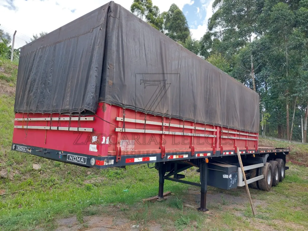 LOTE 010 - Carreta Semi Reboque da marca LIBRELATO, placas AUO8234, preta, RENAVAM  00370089839, 2011.