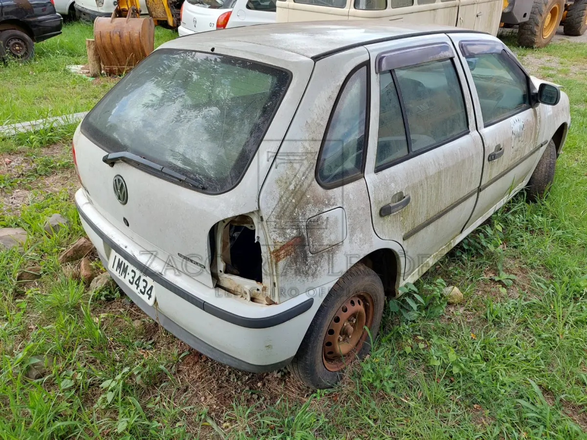 LOTE 009 - Automóvel da marca VOLKSWAGEN/GOL 1.0, placas IMM-3434, ano/modelo 2005/2005,  RENAVAM 00855152150, motor flex.