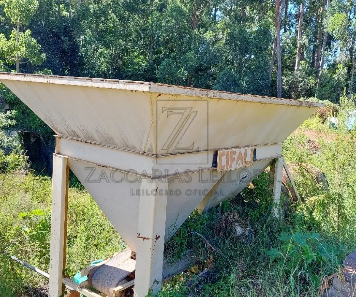 LOTE 006 - Usina para Asfalto: 1 Usina de asfalto, capacidade 40/60 T/B MOD. MC, MA, 3 Tanques para combustível para usina asfalto, 1 moto compressor, caneta espargidor manual com mangueira, manômetro regulador; 1 Vibroacabadora de asfalto hidrostática