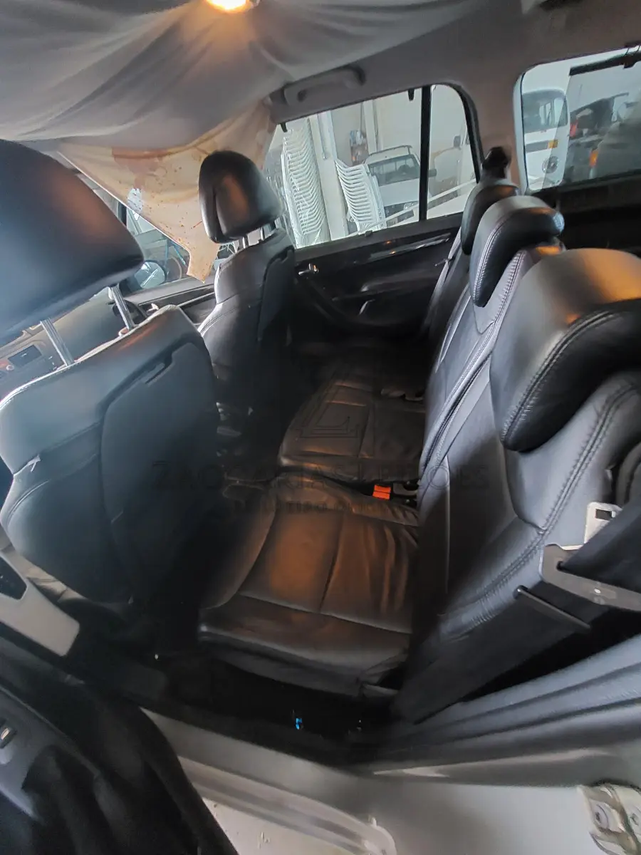 LOTE 005 - Veículo CITROEN C4 Picasso Grand, Placa NOT0183, RENAVAM:  00202357040 Cor: Prata Combustível: Gasolina, ano/modelo 2009/2010.