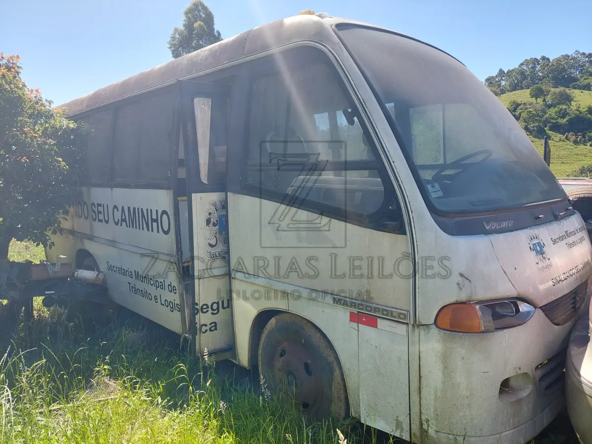 LOTE 005 - Micro ônibus da marca MARCOPOLO, placas III-6589, ano/modelo 1998/1998, RENAVAM  00706693981, a diesel.
