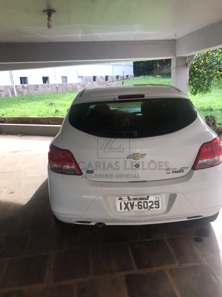 LOTE 007 - AUTOMÓVEL GM CHEVROLET ONIX JOYE 1.0 MT COR BRANCA, ANO/MODELO 2017/2017, 01117865476, MOTOR FLEX, PLACAS IXV-6029