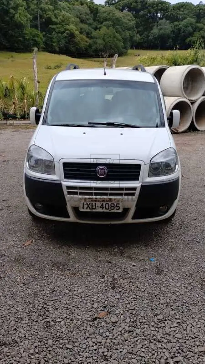 LOTE 003 - FIAT DOBLO ESSENCE E 1.8, ano/modelo 2017/2017, de cor branca, placa IXU-4085, motor flex.
