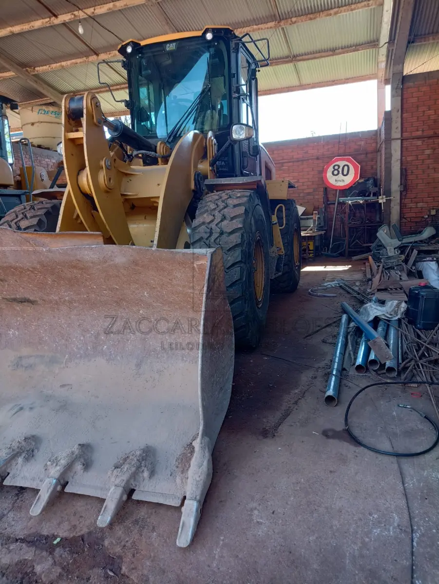 LOTE 004 - PÁ CARRAGADEIRA CATERPILLAR, MODELO 924K, ANO 2016.