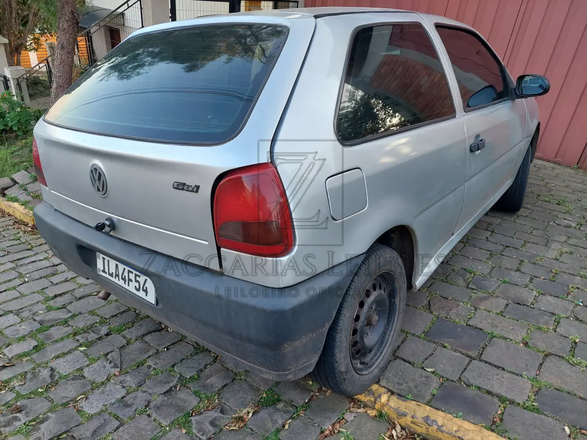 LOTE 006 - Um automóvel da marca VW-VOLKSWAGEN/GOL SPECIAL, placas ILA-4F54, na cor prata,  ano/modelo 2002/2003, RENAVAM 797546480.