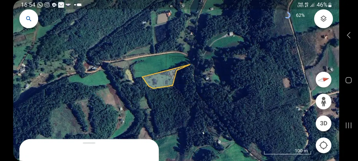 LOTE 003 - Fração ideal de 8.017,086m², o qual faz parte da área total de Uma Gleba de terra, constituída  de parte do lote rural de Nº 29, situado na Linha Senador Otaviano, com a área de 64.136,69m², sem  benfeitorias, confrontando: ao NORTE, por uma estrada municipal (travessão); ao SUL, por uma linha reta,  na extensão de 275,00m, com parte do mesmo lote, de Italvino Joamelle; ao LESTE, por uma linha reta, na  extensão de 300,00m, com lote nº 27, de Adolfo Rapkiewicz, e ao OESTE, por uma linha reta, na extensão  de 244,00m, com o lote nº 31, de José Pagnoncelli. Matrícula sob o nº 12.534, Livro Nº 02, Registro Geral,  do R.I. da Comarca de Nova Prata/RS.