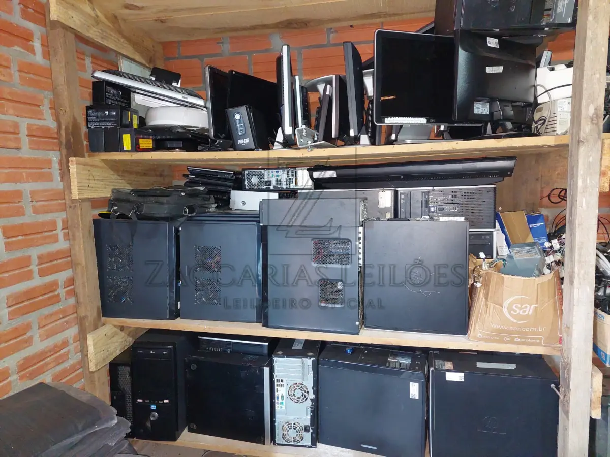 LOTE 020 - Equipamentos de informática: Descrição completa no Edital.