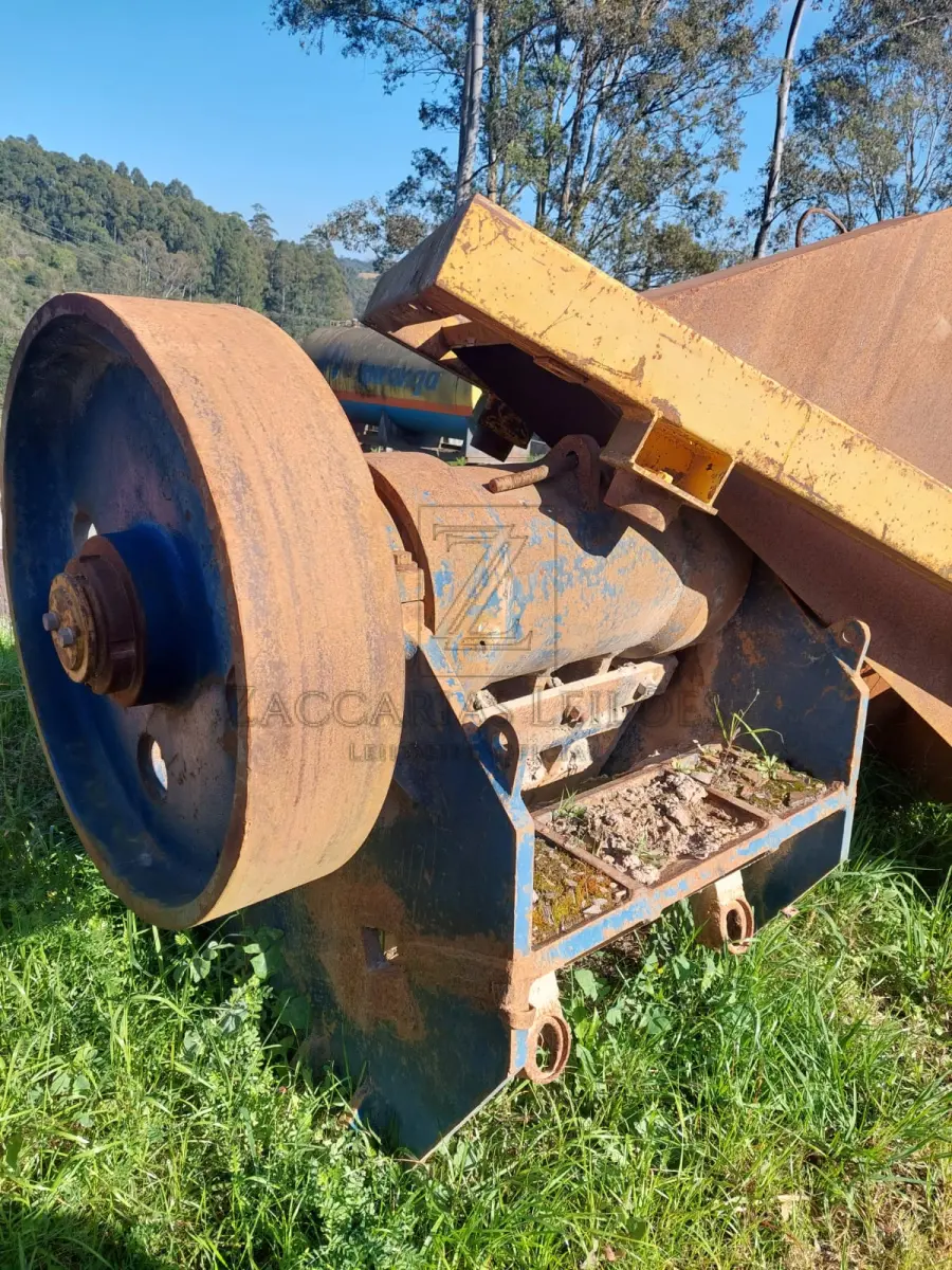 LOTE 003 - Equipamento Britador BRIMAQ.