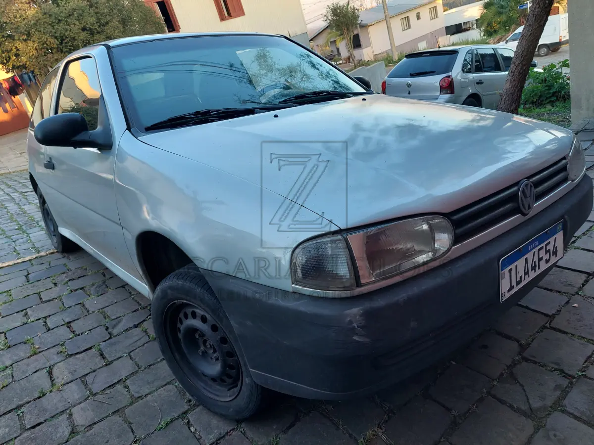 LOTE 006 - Um automóvel da marca VW-VOLKSWAGEN/GOL SPECIAL, placas ILA-4F54, na cor prata,  ano/modelo 2002/2003, RENAVAM 797546480.