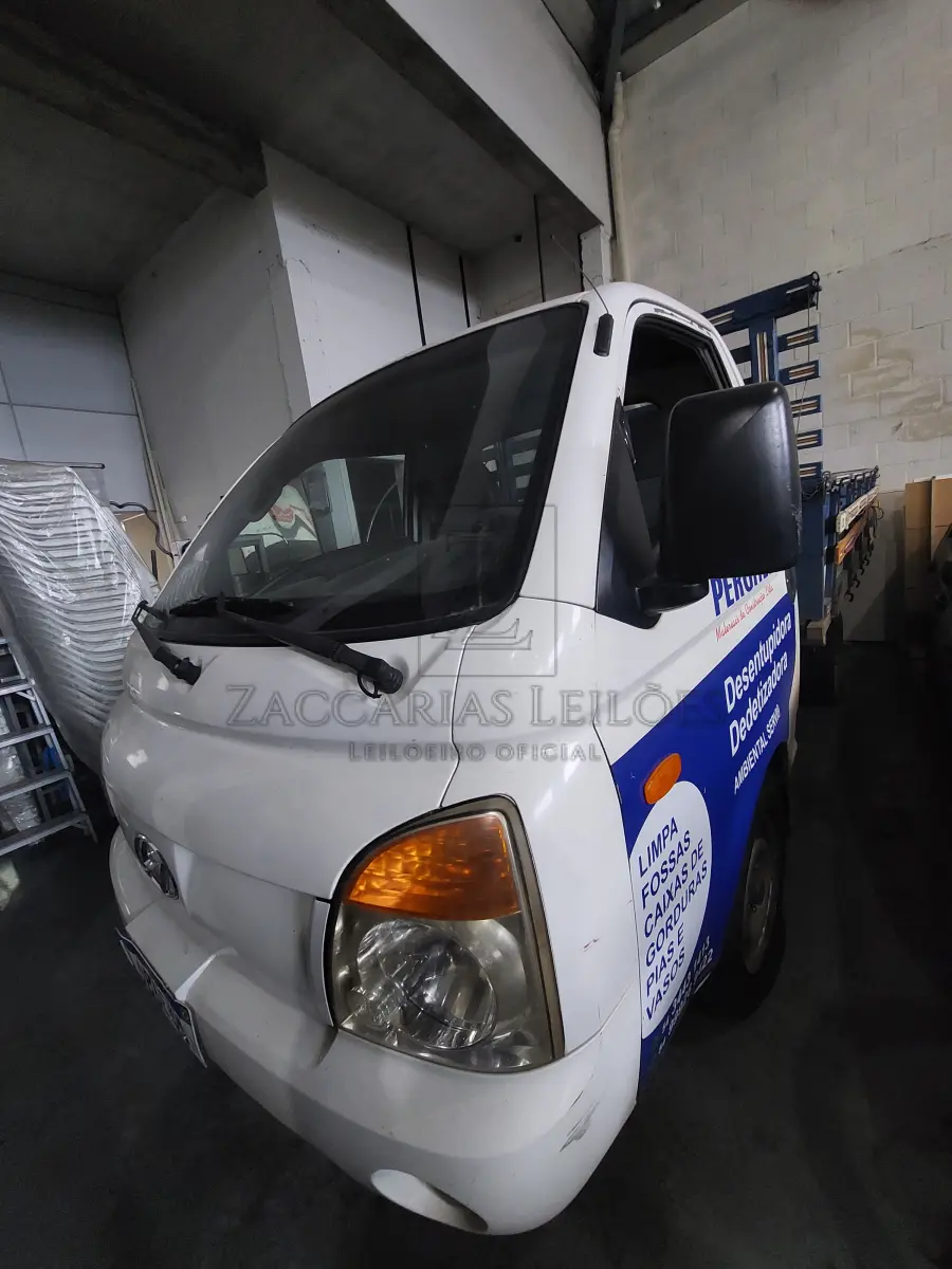 LOTE 001 - Veículo I/HYUNDAI HR LDELWBSC, ano/modelo 2007, cor branca, diesel, placa IOB6E65,  RENAVAM 00932288766.