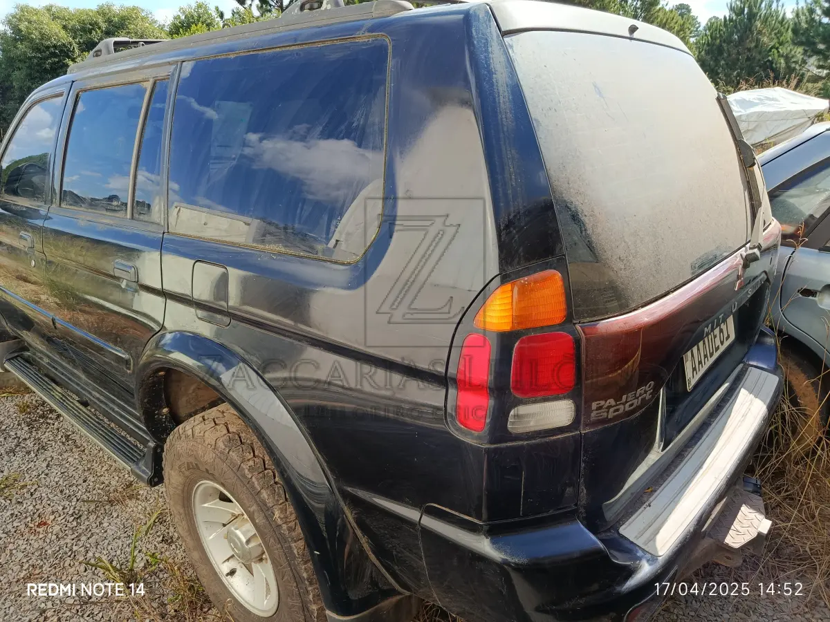LOTE 011 - I/MMC PAJERO SP. 4X4 GLS, ano/modelo: 2001/2001, Placa: AAA0E61,  RENAVAM 758184182, cor Preta.(necessita reforma motor)