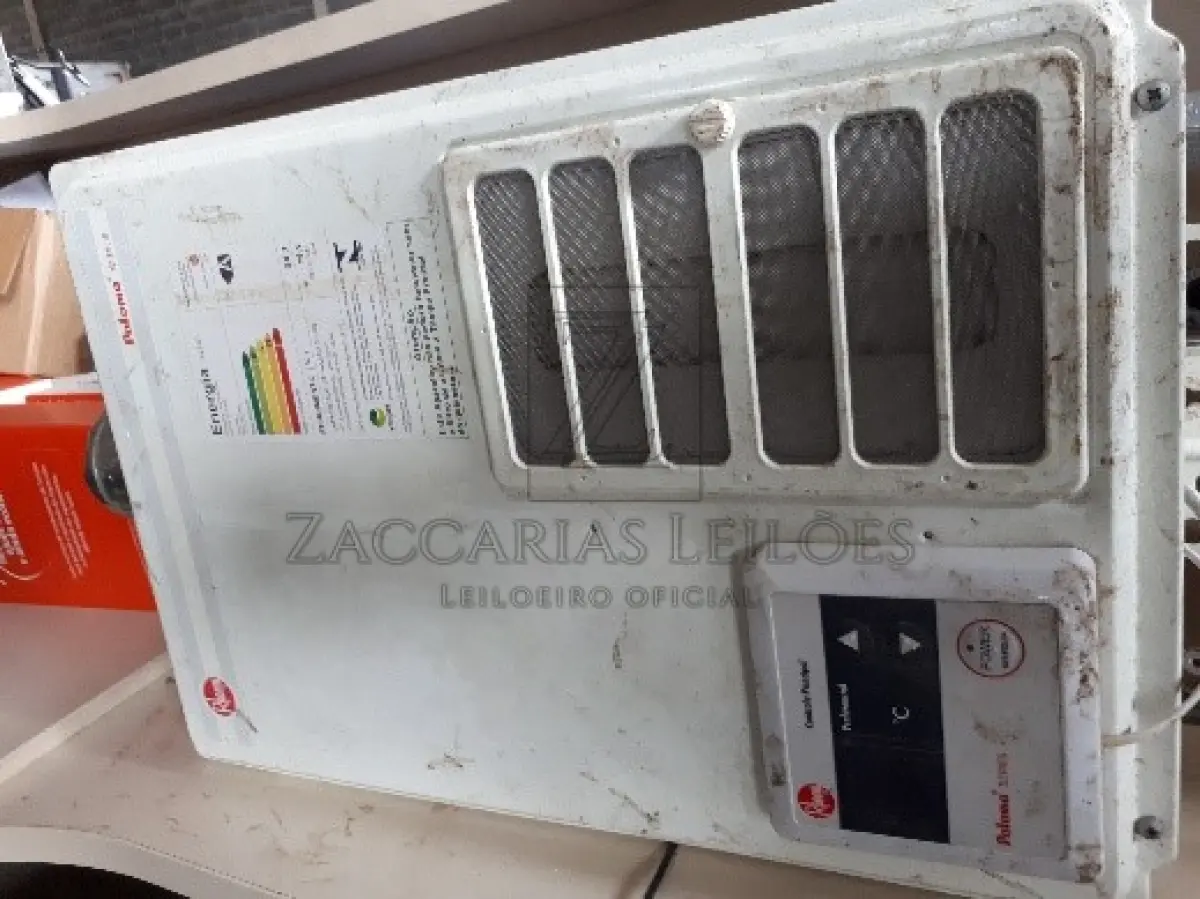 LOTE 013 - 01 aquecedor de passagem marca RHEEM, 220 volts.
