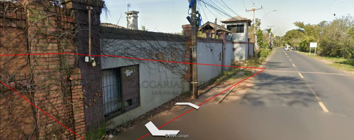 LOTE 001 - Um terreno situado no lugar denominado PICADA, no Município de Eldorado do Sul/RS, com área de 4.502,27m², localizado em lugar de quarteirão não definido, distante 1.419,80m, do limite da faixa de domínio do DNER,que lhe fica ao NORTE, medindo 35,00m, de frente ao OESTE, sobre o alinhamento da Avenida Martinho Poeta, lado dos nos pares (na verdade, número 995), 39,3m, no fundo, ao LESTE, com o Rio Jacui, por 132,00m, de extensão da frente ao fundo lado SUL, na divisa com propriedade de Pedro Carvalho e, 134,00m, de extensão de frente ao fundo, do lado NORTE, na divisa com propriedade de Júlio Ricardo Andrighetto Mottin, matriculado sob nº 36.149 do livro 2 – Registro Geral, do Registro de Imóveis de Guaíba/RS.