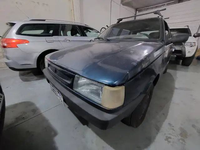 FIAT UNO MILLE FIRE, ANO/MODELO 2001/2002.