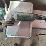 1. MÁQUINA DE SOLDA CARBURETEIRA 2. MÁQUINA BOSCH LIXADEIRA PWS 9 - 180 3. MÁQUINA BOSCH  POLIDORA GPO 14E.