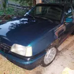 UM AUTOMÓVEL DA MARCA GM-CHEVROLET/KADET SL EFI 1.8, PLACAS IBD-2338, COR VERDE,  ANO/MODELO 1993/1993, RENAVAM 613723929.