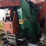 01 PRENSA EXCÊNTRICA (CORTE), 6 TONELADAS, EM BOM ESTADO DE CONSERVAÇÃO, EM FUNCIONAMENTO.
